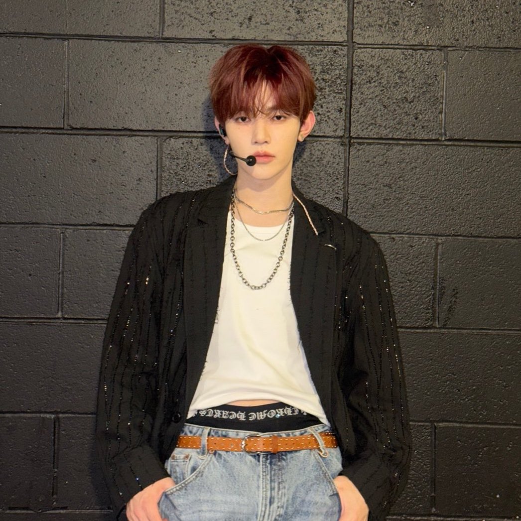 no context 99 tweet media