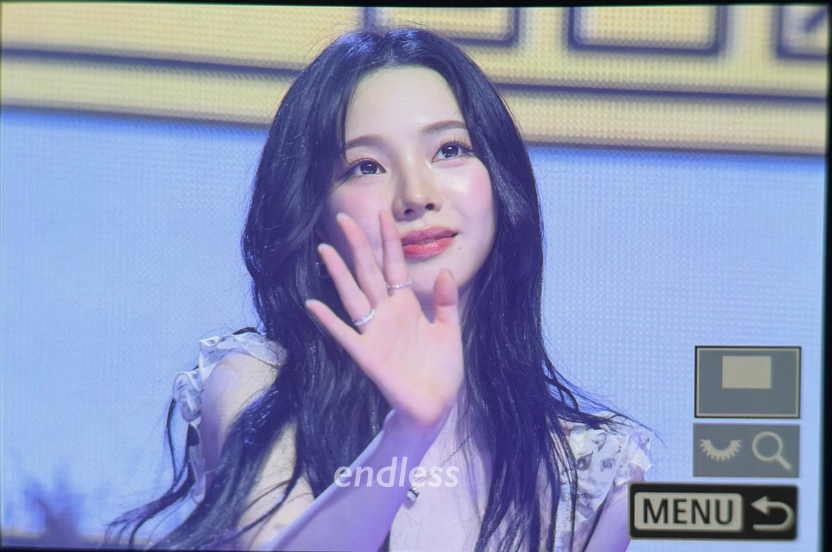 𝙀𝙣𝙙𝙡𝙚𝙨𝙨. tweet media