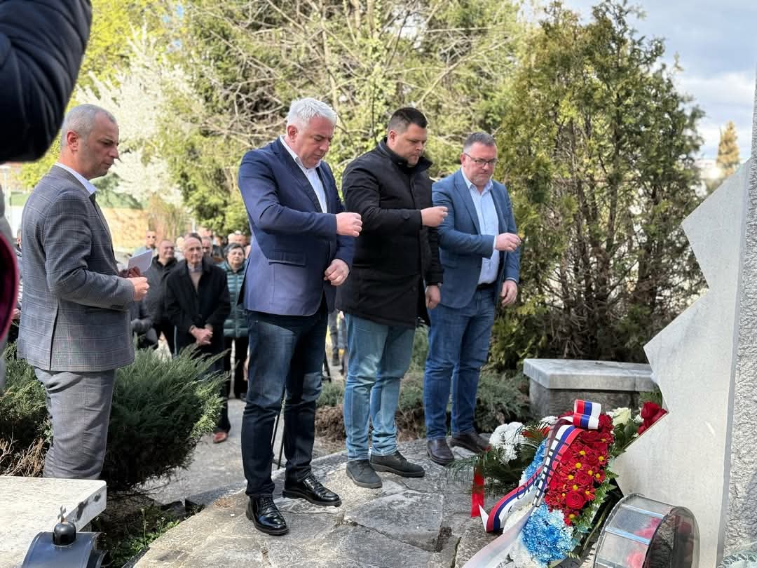 Нова српска демократија чува сјећање на хероје који су бранили небо, копно и море Савезне Републике Југославије.