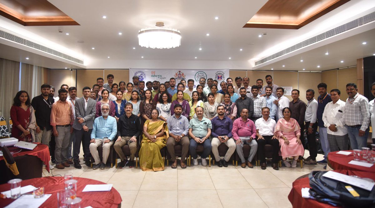 AIILSG_Official's tweet image. AIILSG Karnataka conducted a training at Mysuru City Corporation under SBM 2.0—strengthening capacity, sanitation practices &amp;amp; sustainable waste management for cleaner cities.
#AIILSG100Years #SwachhBharatMission #SBM2 #CapacityBuilding