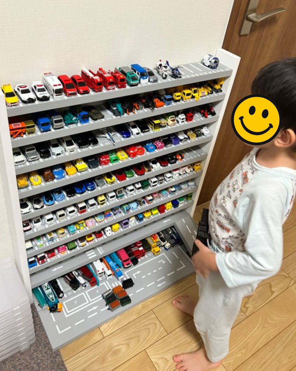 アップス トミカ収納棚 お片付けしたくなるトミカ収納棚⭐︎アップスWS (@ups_wood_shelf