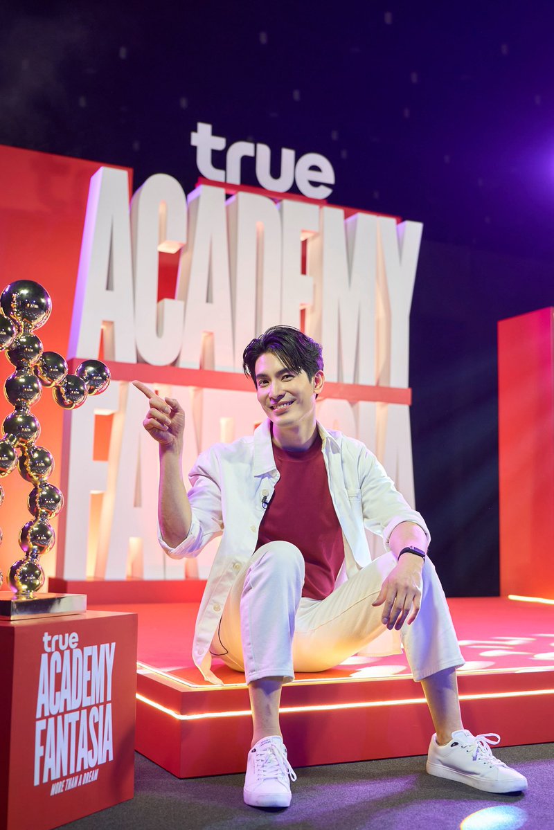 อมบติดโบว์ ʕ´•ᴥ•`ʔ^ྀི🌲💶 tweet media