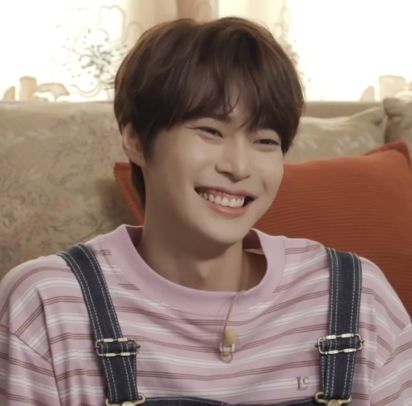 fx 𓂃 ໒꒱ 𓈒𓏸 tweet media