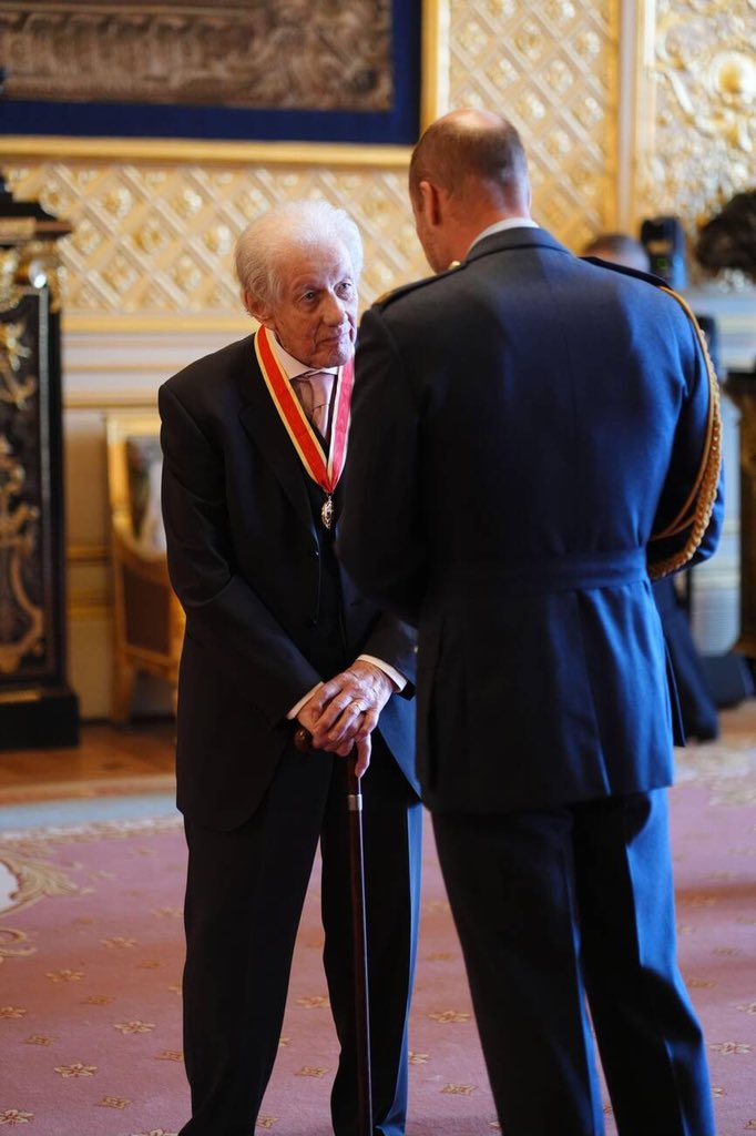 🌻Sarahsecret tweet media