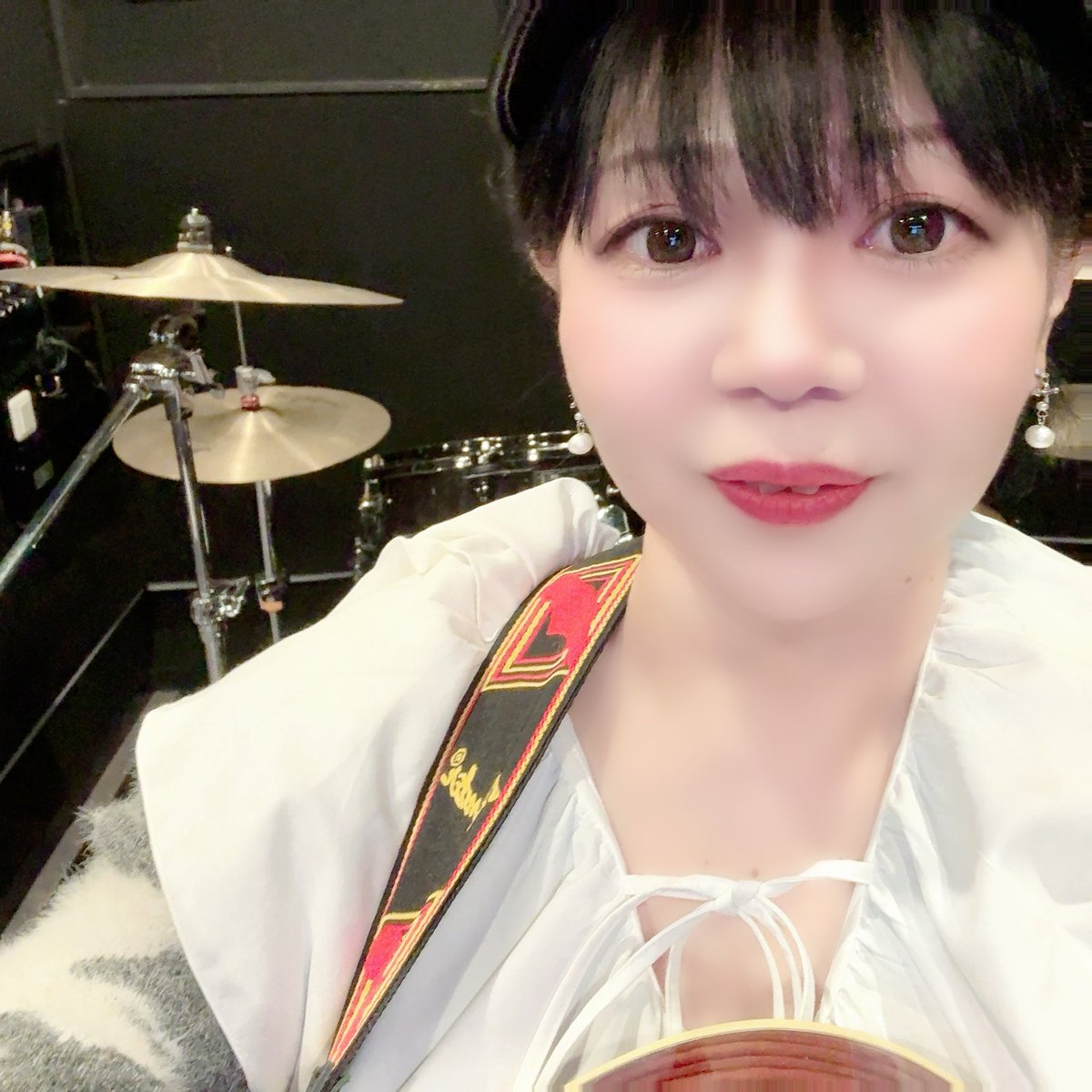 denim13_momoayu's tweet photo. 配信ありがとうございました😊💕
配信しながら次の曲のタイトルきまりました🐥☕️💓📝Love songに仕上げます💕
#guitar #music #歌ってみた
#シンガーソングライター #弾き語り
#LEWIT #MTP5 https://t.co/vYOHlfMfFh