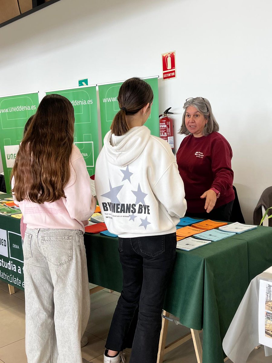 UNED DÉNIA tweet media