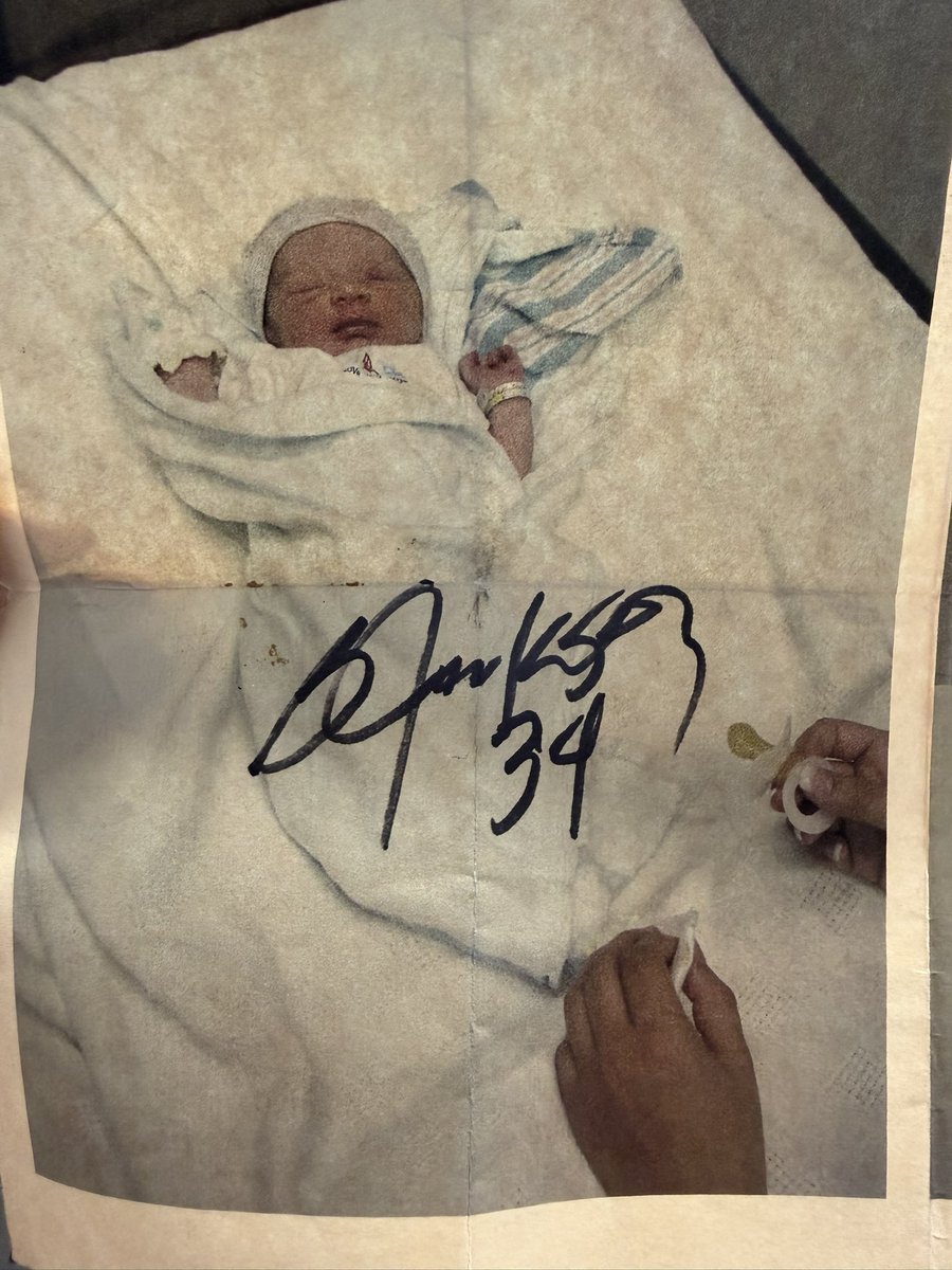 Everitt Smith ☧🇻🇦 tweet media