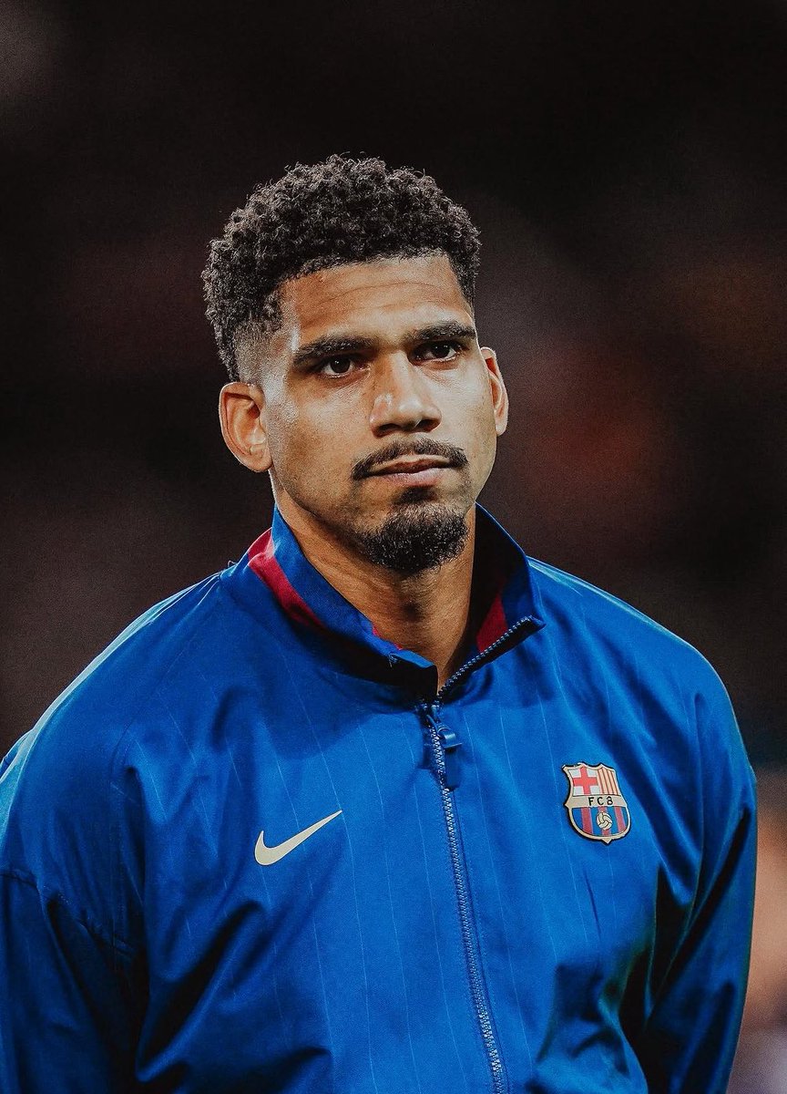 🅓🅞🅝🅨 tweet media