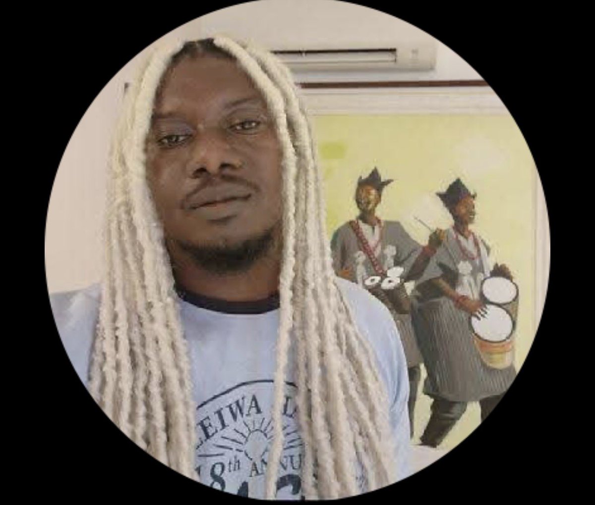 Duh-Pressed Witch tweet media