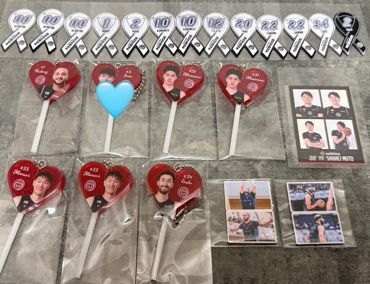aoooame's tweet photo. 譲→画像のもの
求→飴谷さん❕🍬🍭

1枚目300円
2枚目500円
お求めの方に届きますように！
飴谷さんとぜひ交換もお待ちしてます🥹💞
#鹿児島レブナイズ https://t.co/rX6sex4ipd