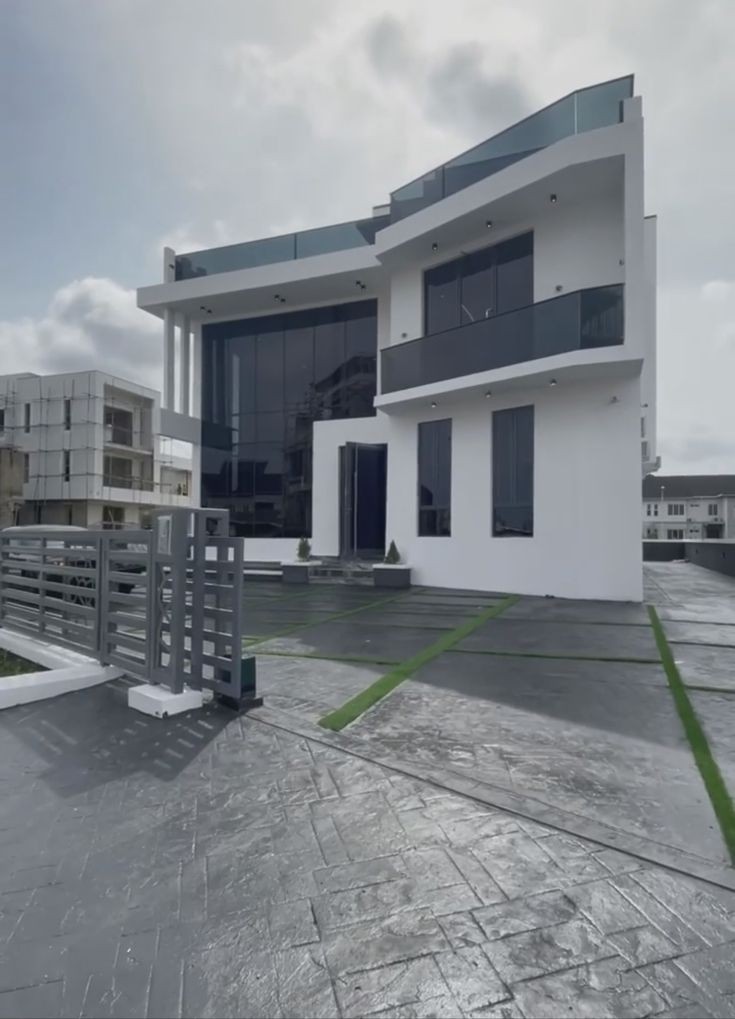 The Sketch Designer tweet media