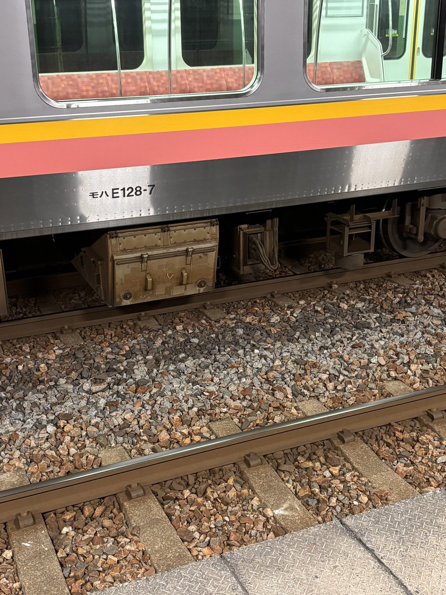 E129B27's tweet photo. 線路モニタリング装置搭載編成に遭遇！ https://t.co/FjkCvUHXuR