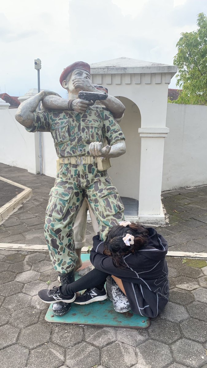 🚏 tRENsjakarta | comms closed!! 🚏 tweet media