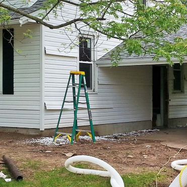 TheAtticExperts's tweet photo. Insulation &amp; Air Sealing Your Home Saves Money. 
Homeowners interested in making their homes more comfortable may be considering expensive heating and cooling system upgrades. Stopping the flow of air through gaps and cracks in your home or business may just do the trick. https://t.co/jki4znJp50