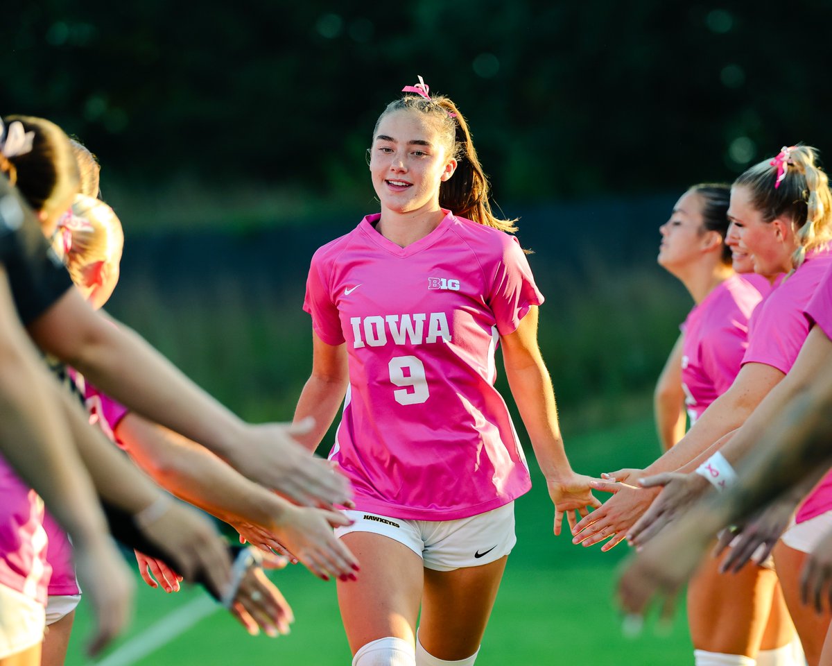 Hawkeye Soccer tweet media