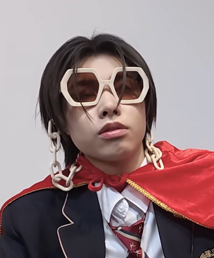 va⭑.ᐟ tweet media