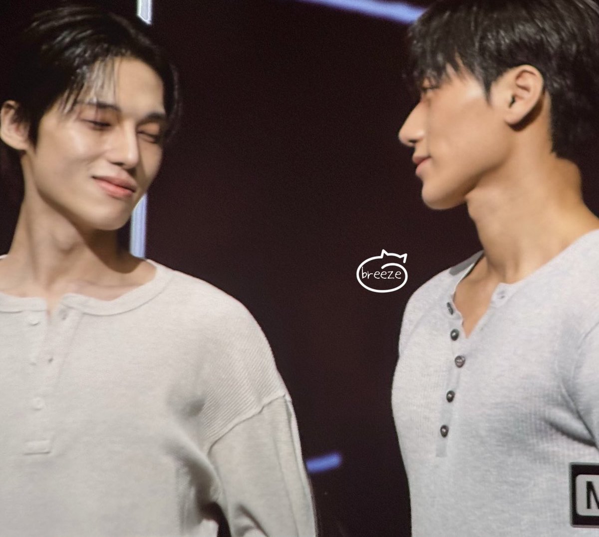 wsnprecious's tweet photo. they are so GAY. https://t.co/Tm0u76Yvq4