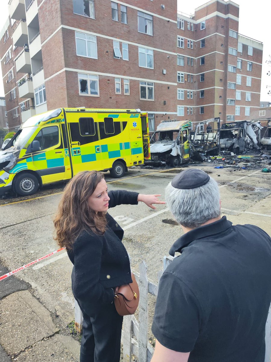 Daniela Grudsky tweet media