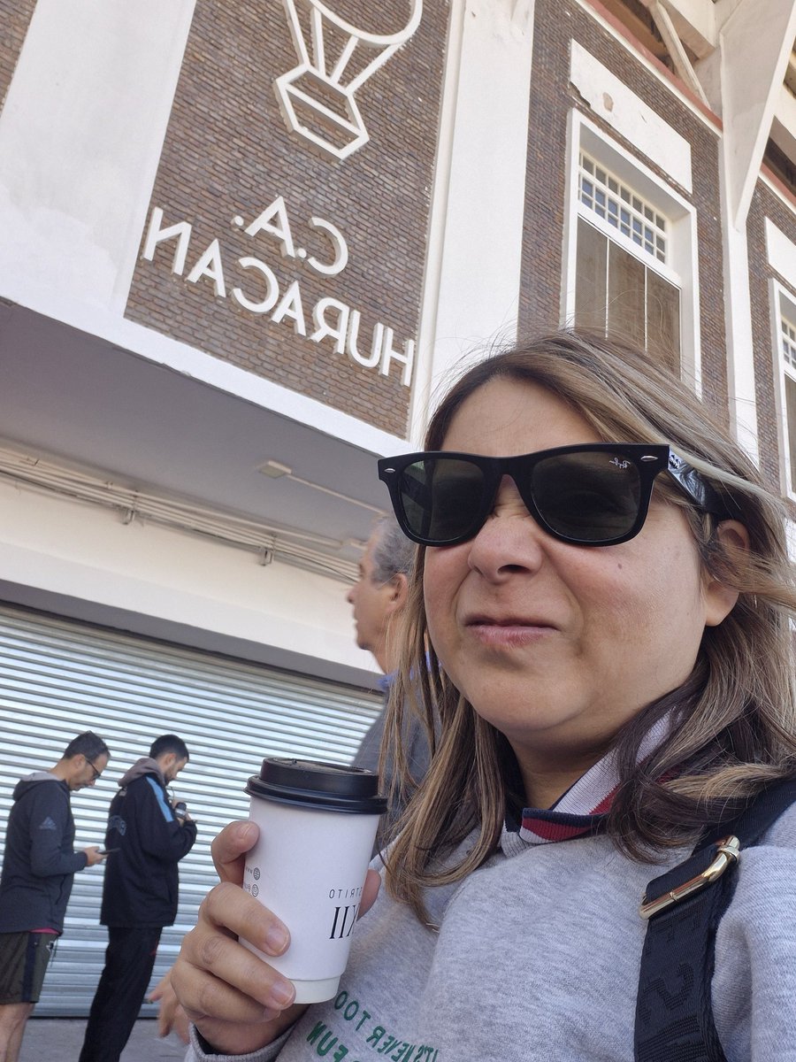 Mane Montiel + 1m2 tweet media