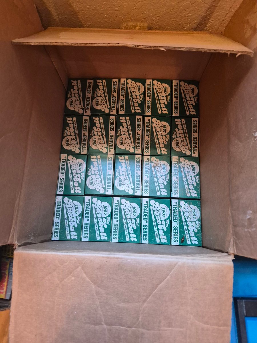 The Collectibles Guru tweet media