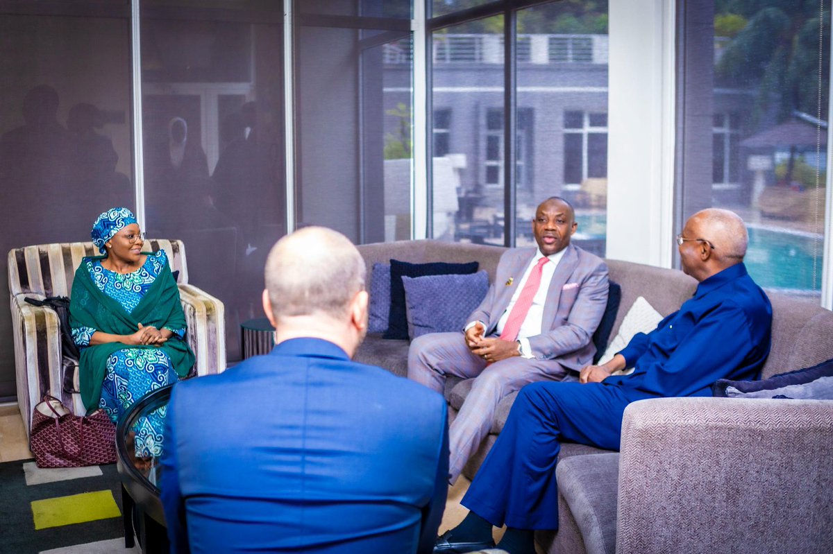 At the CEO Breakfast Roundtable on Education in Lagos this morning, I emphasized the urgent need to strengthen basic education, a key pathway to unlocking Nigeria’s future potential through quality learning for productivity.

Poverty driven dropouts, poor infrastructure, and gaps
