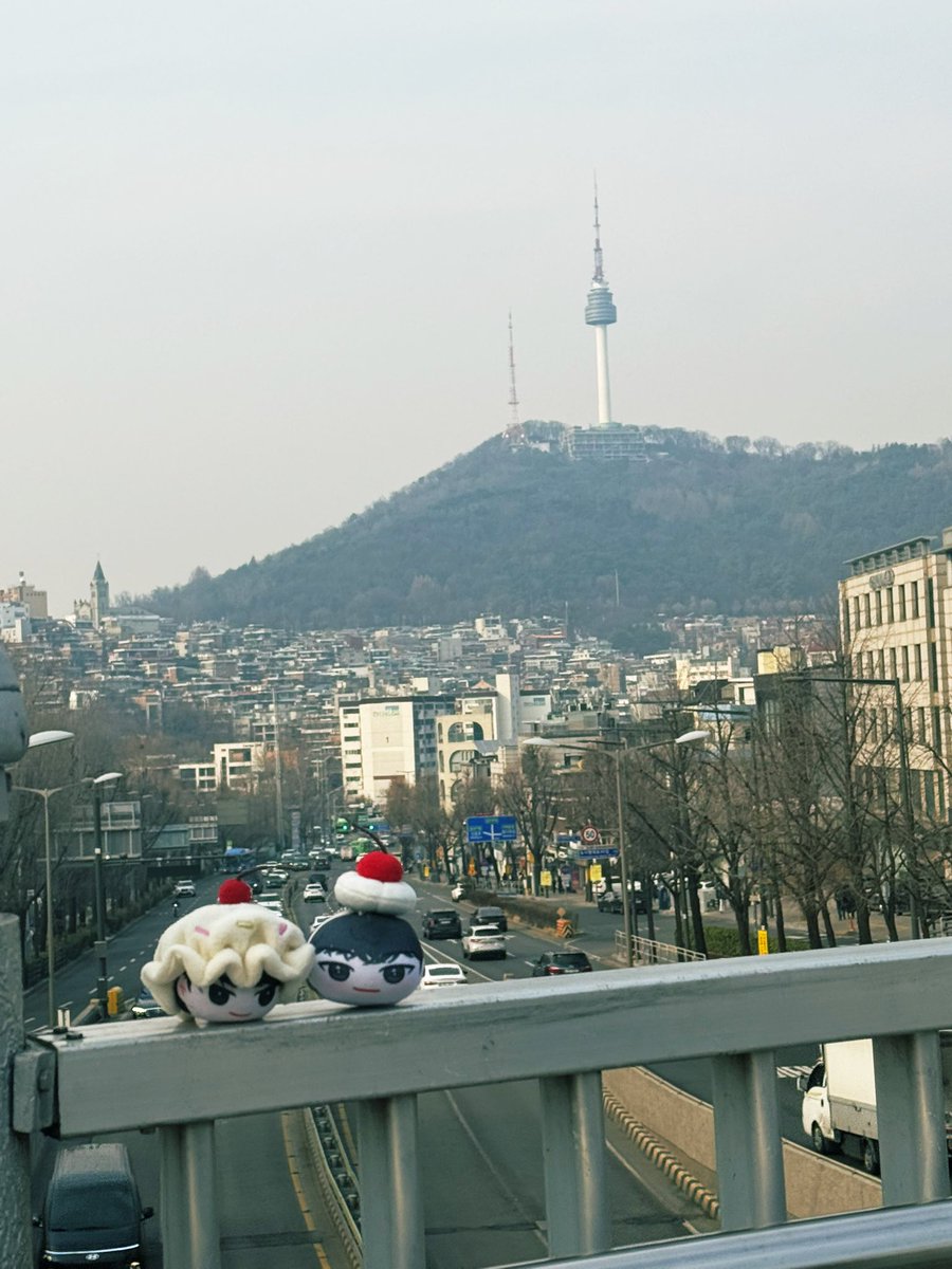 대도시의..💙🤍