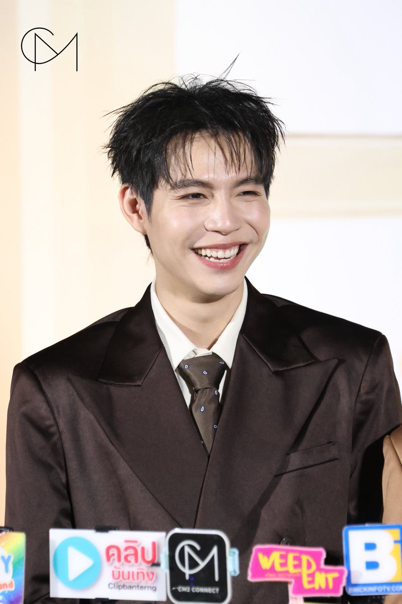 CM2 CONNECT tweet media