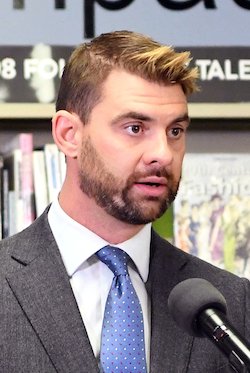 Ace Ventura tweet media