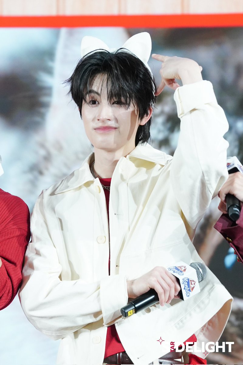 StarDelight tweet media