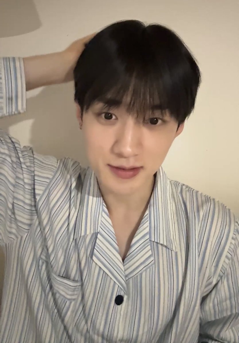 no context yongseung tweet media