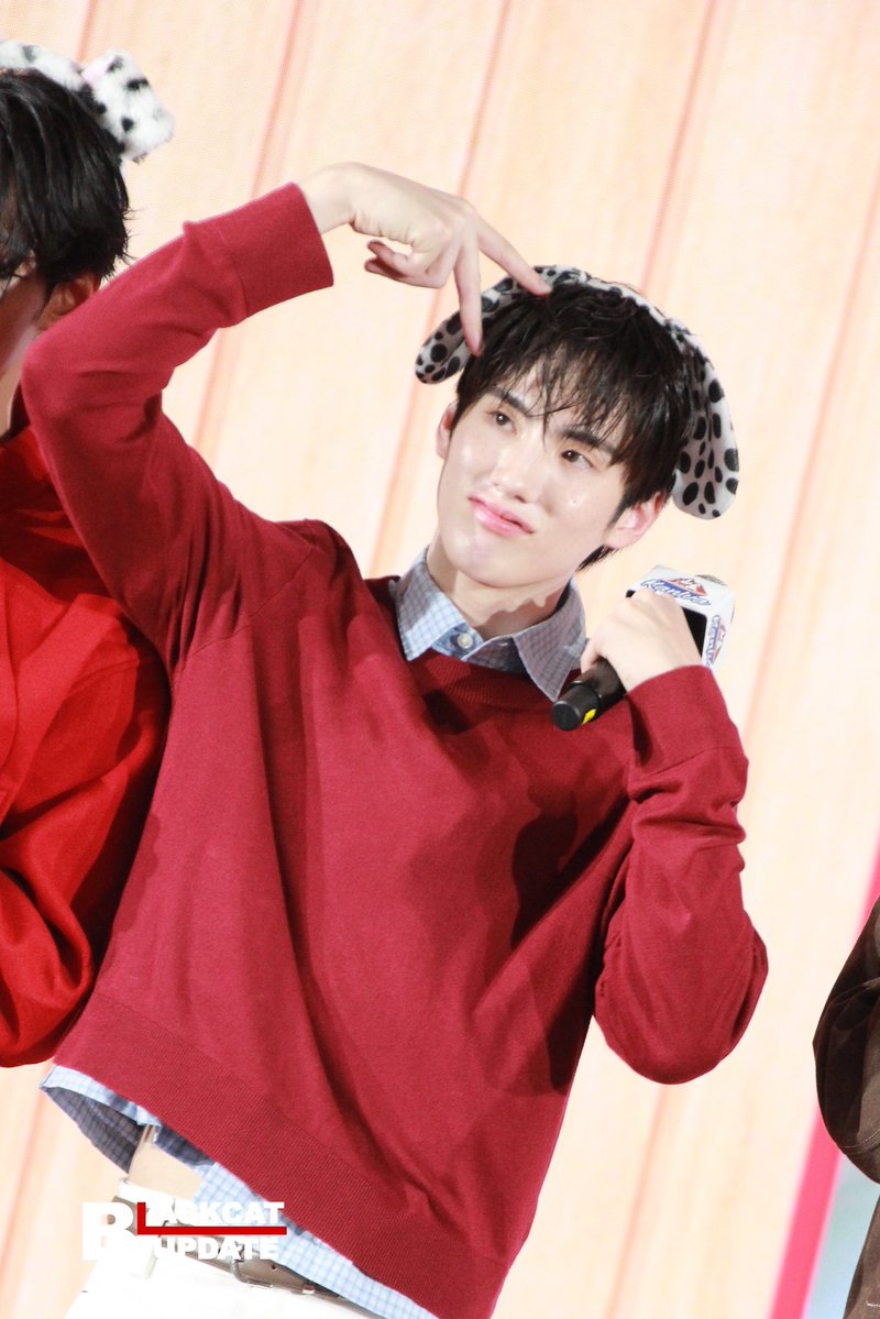 BLACKCAT tweet media