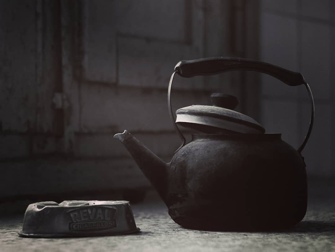 PredictableLiar tweet media