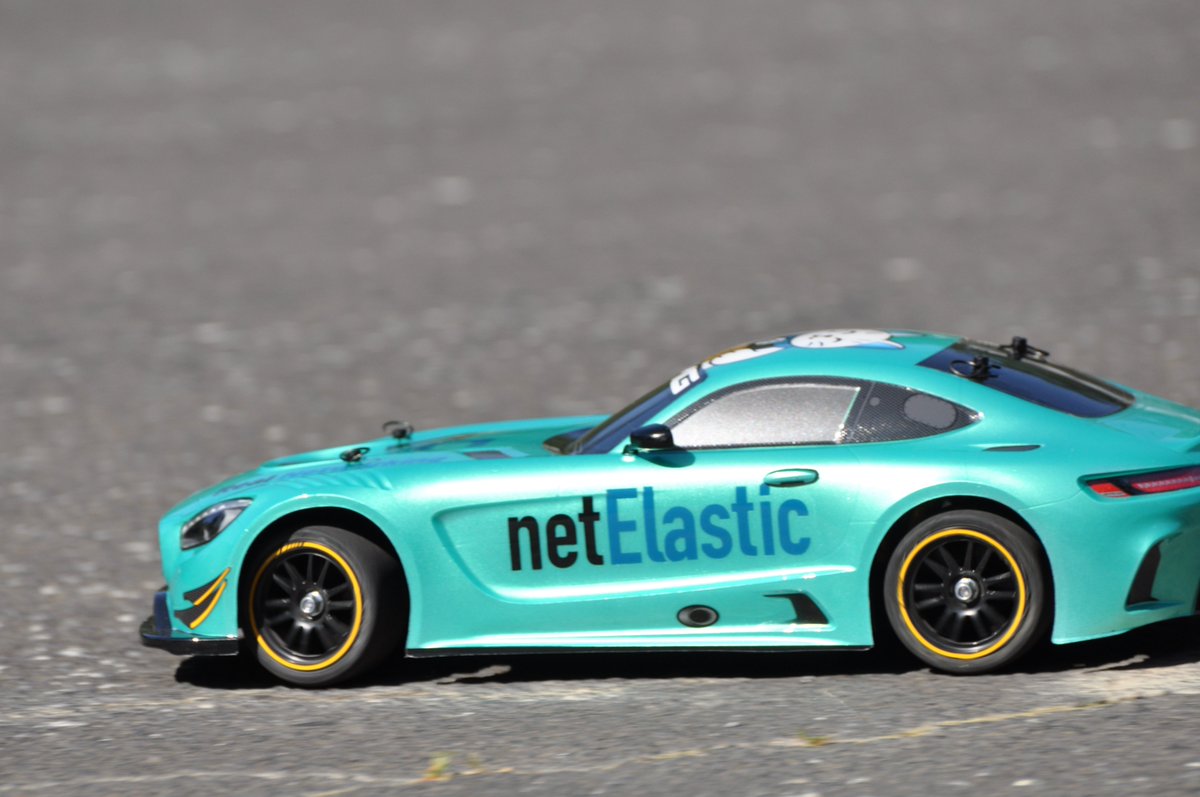 netElastic tweet media