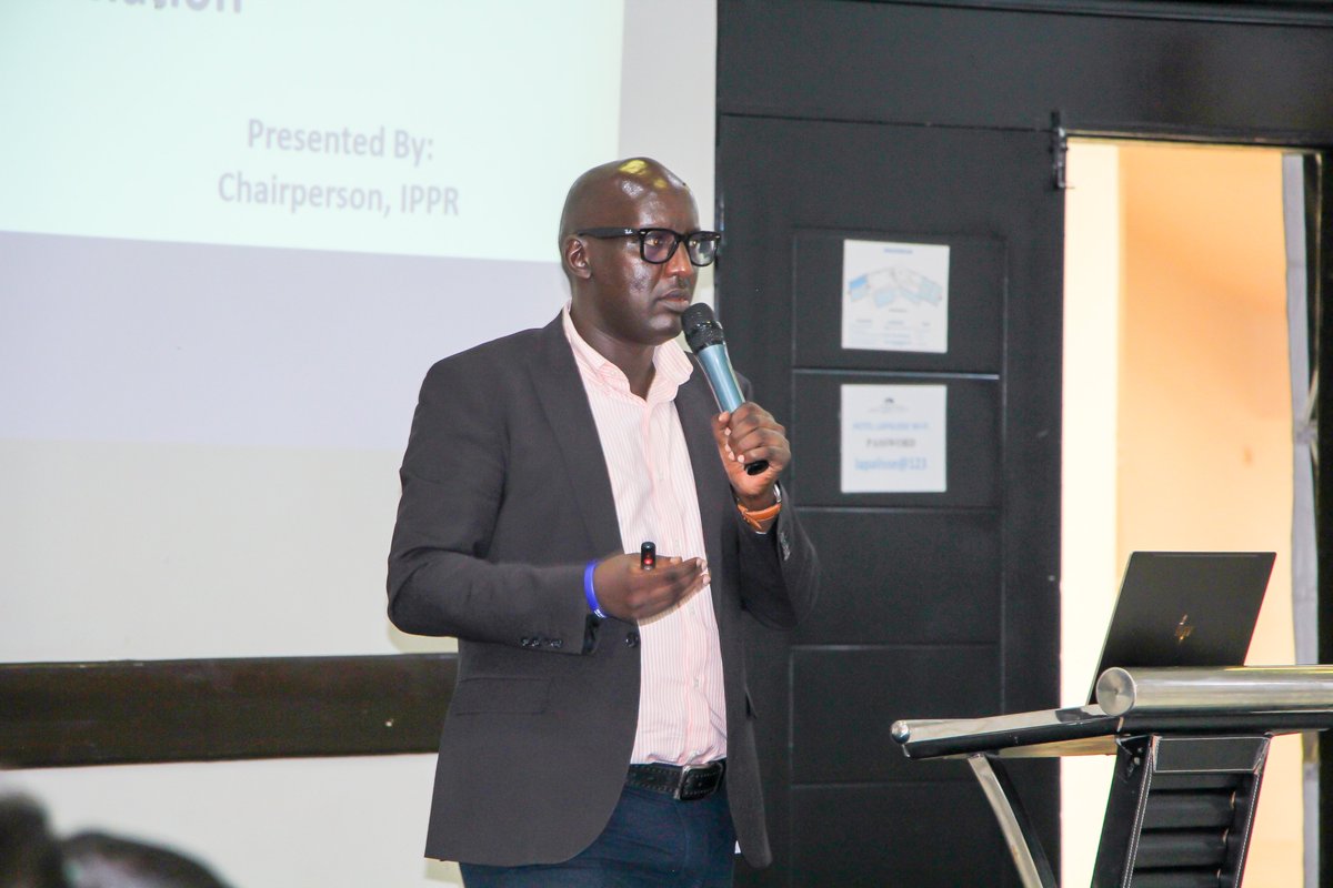 IPP_Rwanda's tweet image. Day One | Induction Training for Procurement Officers and Tender Committee Members
Mr. Fred Bazatsinda, IPPR Chairperson, presented on public procurement as a tool for national development and social transformation.
📍 La Palisse Hotel, Nyamata
#RPPA #IPPR #PublicProcurement