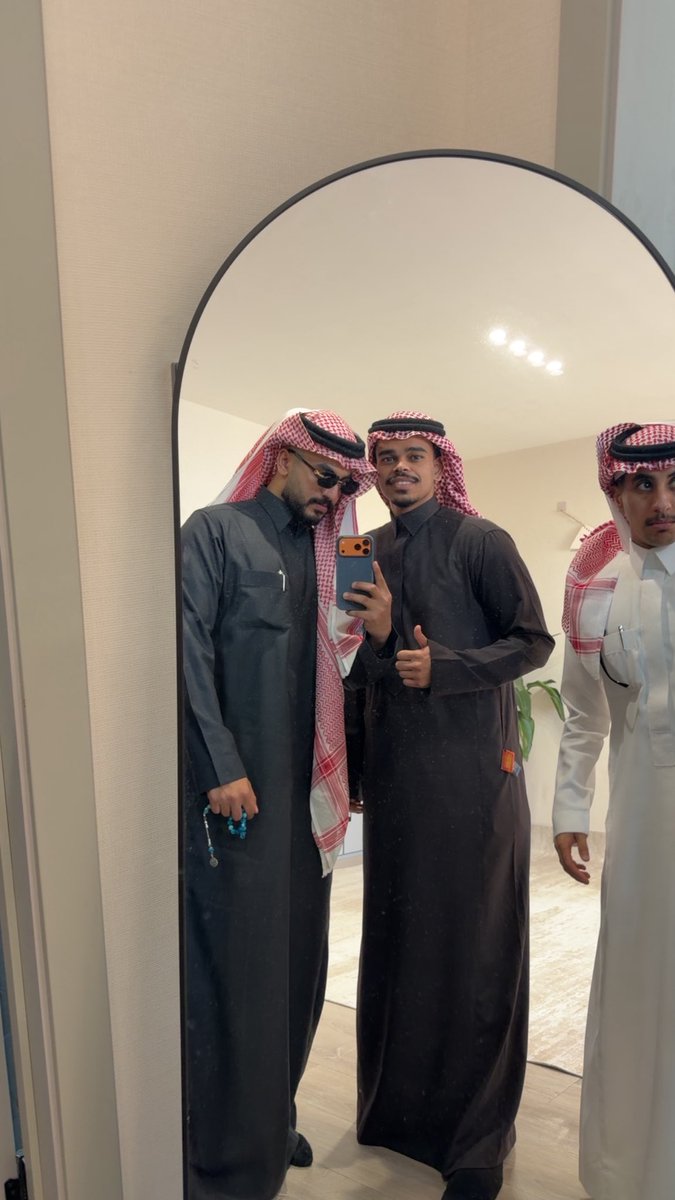 Mesh_h8's tweet photo. عيد الفطر ٢٠٢٦ 
في الصين تحديدا مدينة هاربين 
سعدنا بالجمعه الطيبه 🤍 https://t.co/V8Z1foD7L2