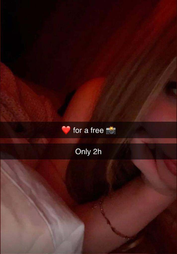 Emily 🩷 tweet media