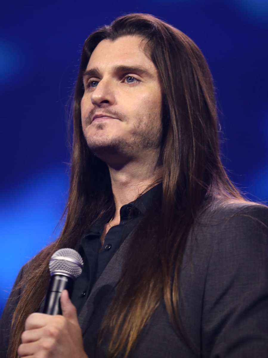 ᶜᵒᵐᵐᵉᶰᵗᵃʳʸ Q(MEGA TRUMP) tweet media