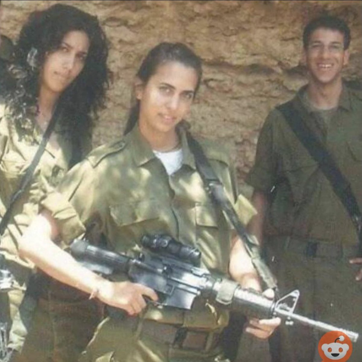 male slayer 𝜗𝜚 tweet media