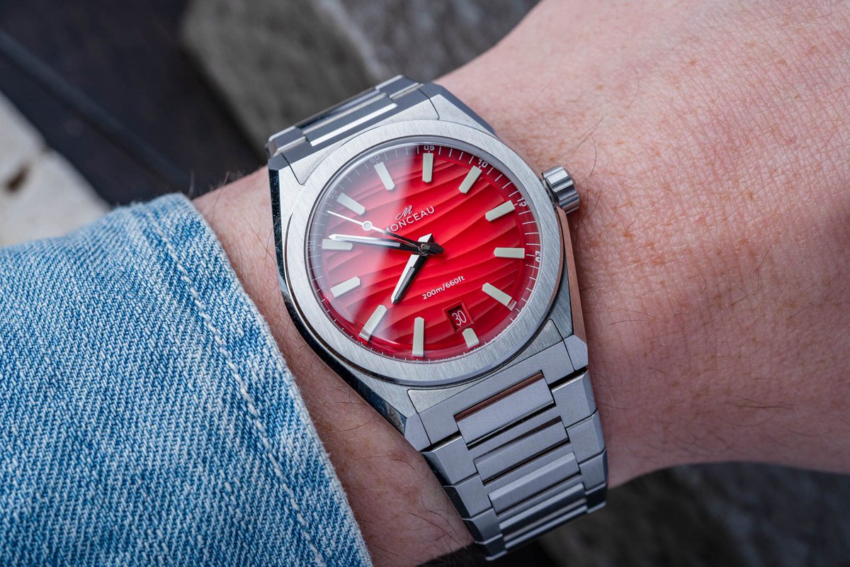 aBlogtoWatch tweet media