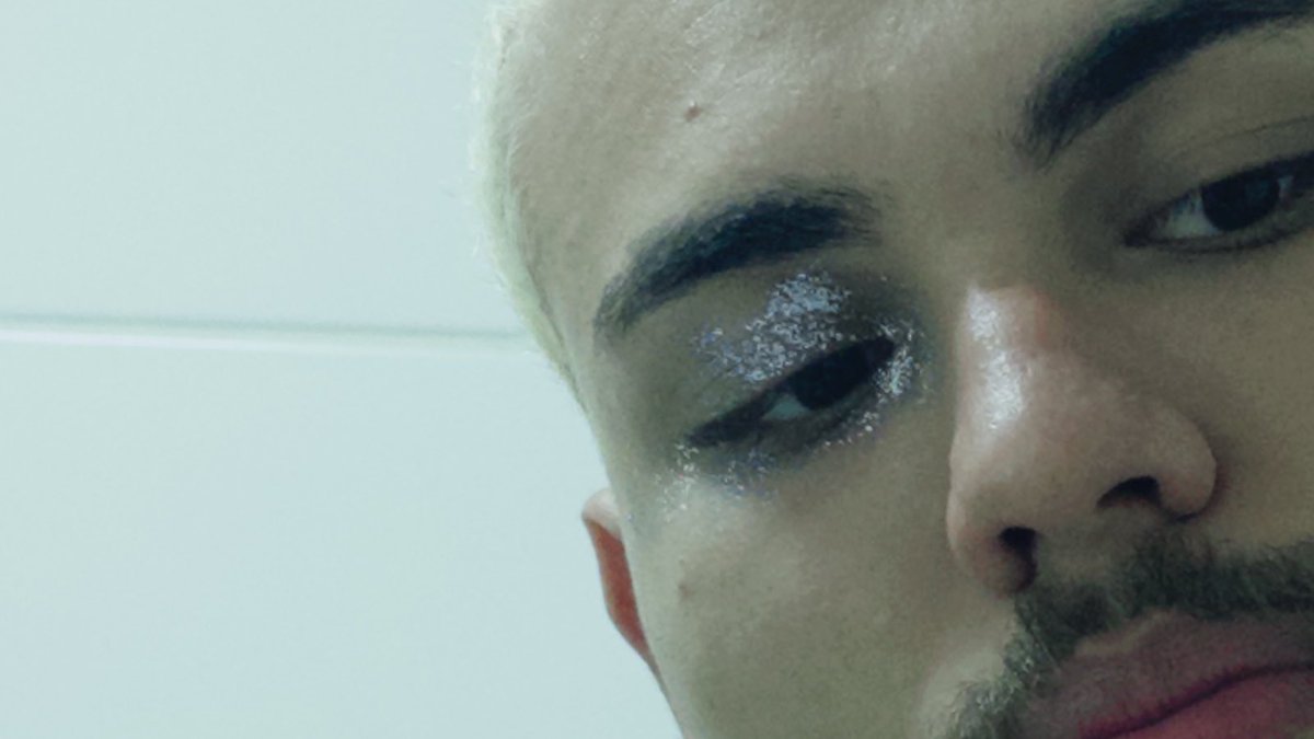 g(h)abs* tweet media