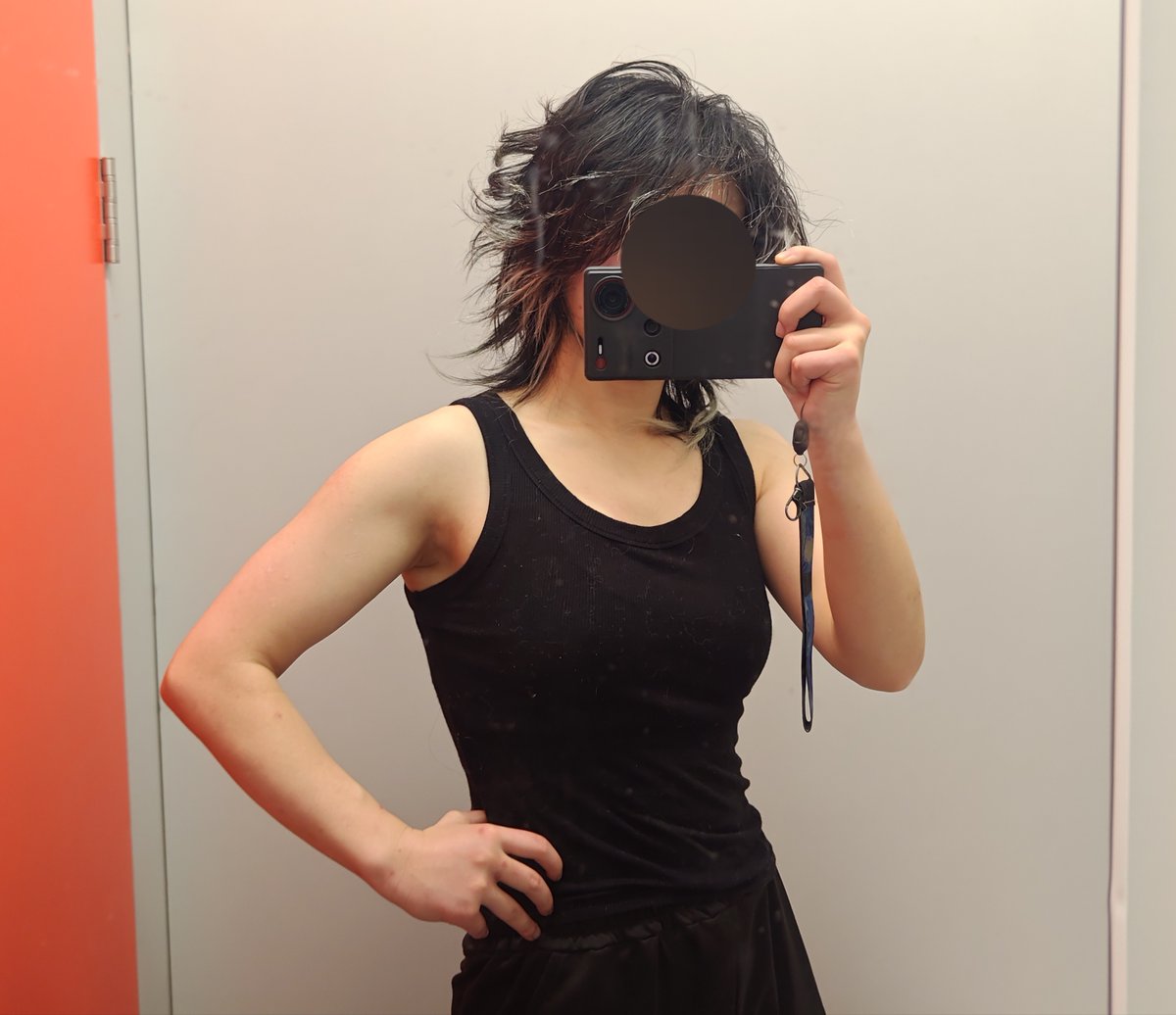 灰月haitsuki tweet media