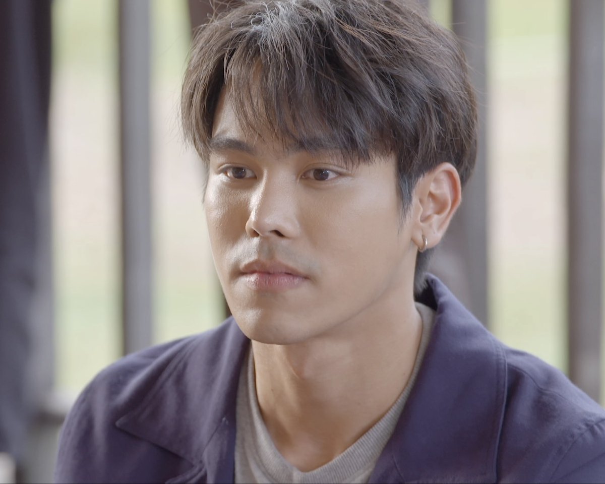 Netflixth tweet media