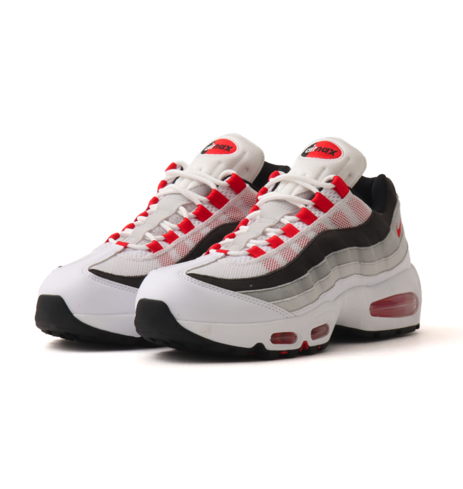 SnkrFreak tweet media