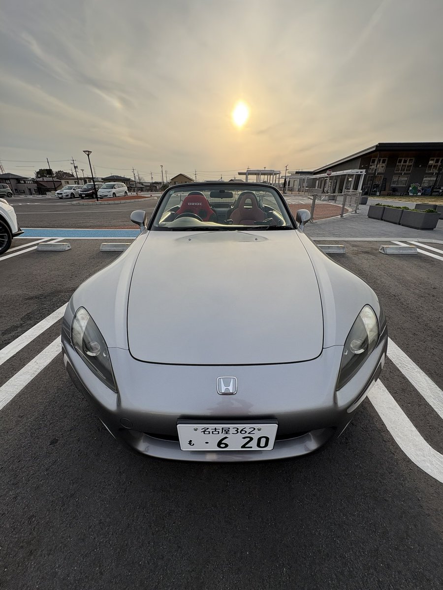 rio4orz's tweet photo. この度、s2000納車されました！！
s2乗りの方、よければ仲良くなりたいです！
#s2000 #HONDA #vtec #仲良くなりたい #車好き https://t.co/KBXBuydJXC