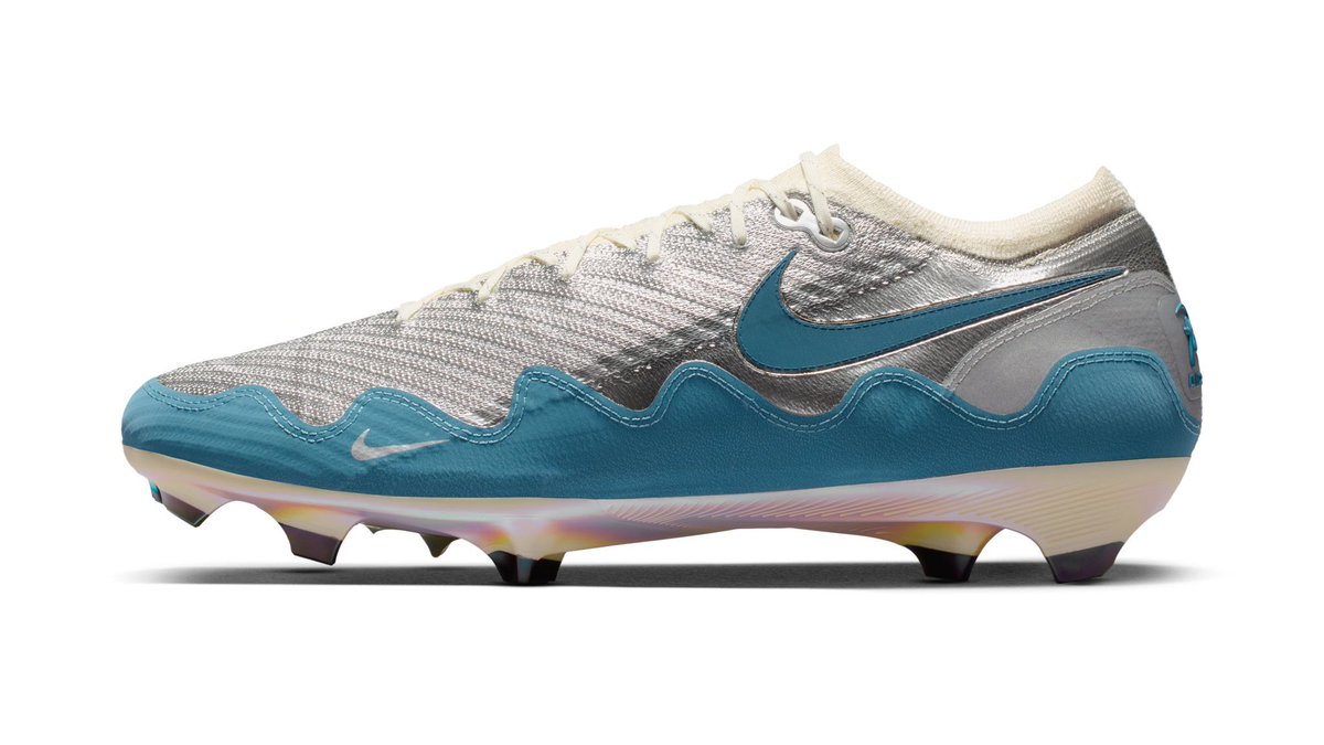 UPPER ✨ tweet media