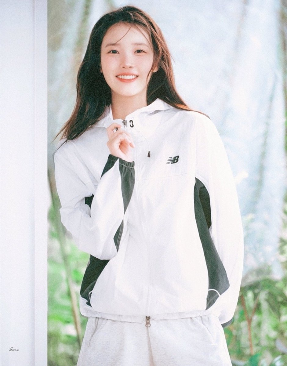 세나ᡣ𐭩 tweet media