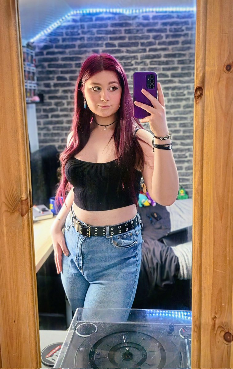 Frosty_The_Devilgirl 🏳️⚧️ tweet media