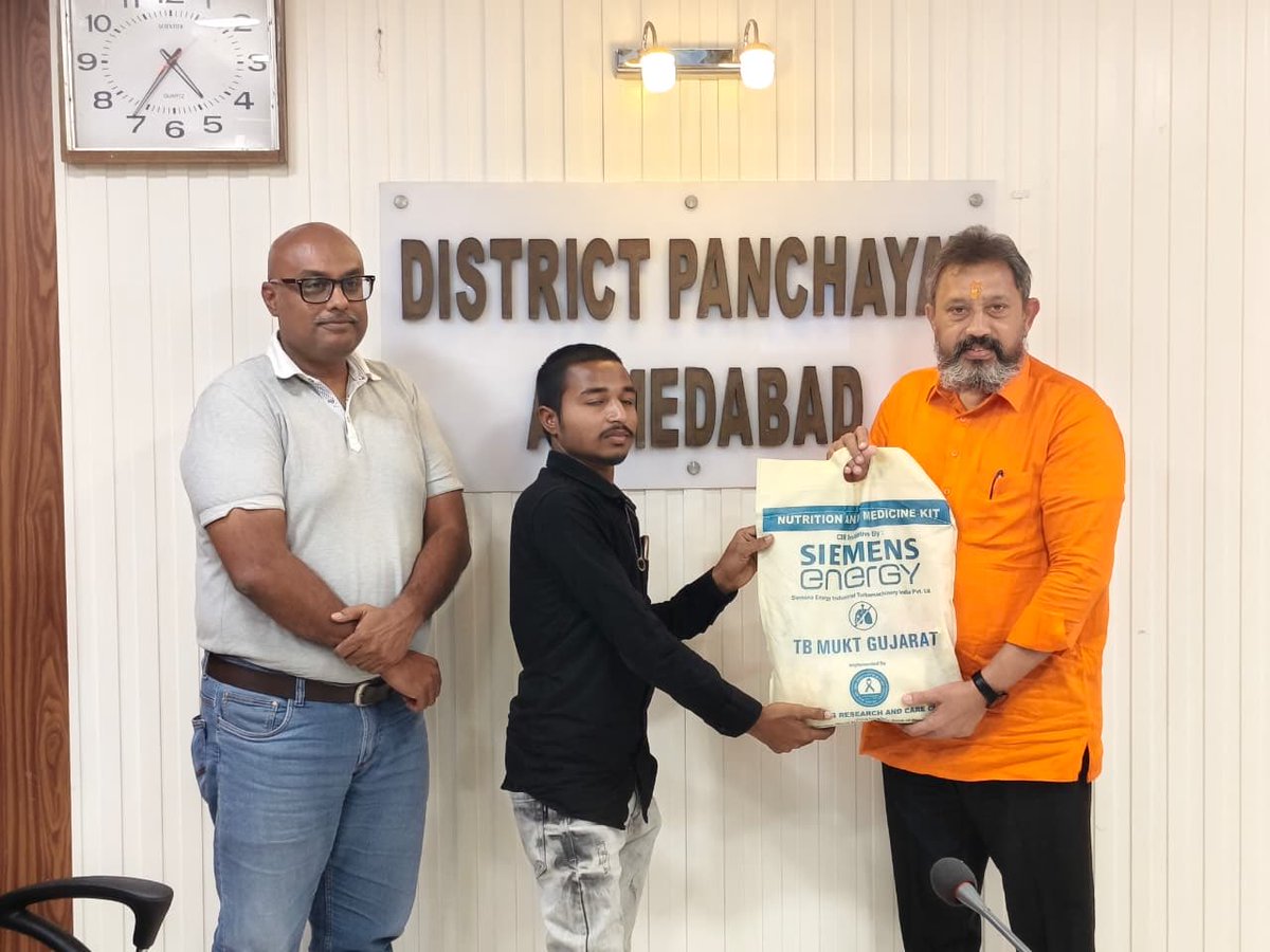 DAhmedabad90598's tweet photo. *World TB Day Celebration-2026*
*TBMBA2.0 Launching*
TB MUKT PANCHAYAT certificate and Nutrition Kit Distribution done under guidence of CDHO Ahmedabad, Prof. &amp; HOD, Medicine Department-BJMC, DTO, EMO under chairmanship of Res. Shree Videh Khare (IAS), DDO Ahmedabad. https://t.co/r0u6Fljz2n