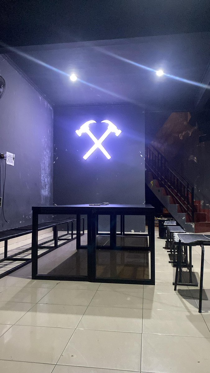 CAPITALE BOYS 1976 !!! tweet media