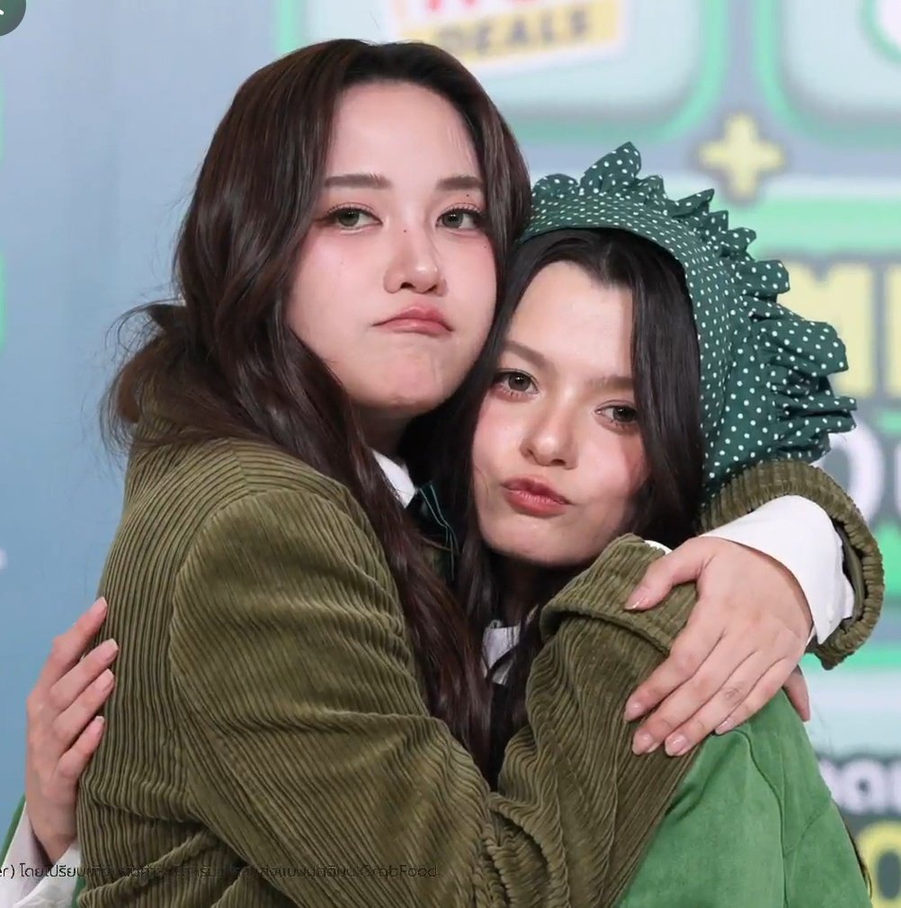 BABIES 😻🤏

GF MEGA GALE X FREENBECKY
#GrabFoodMegaGalexฟรีนเบคกี้ #srchafreen‌ #beckysangels‌